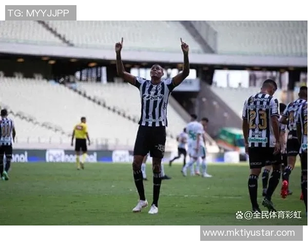 巴乙银靴克莱伯今日傍晚抵达云南助力球队新征程